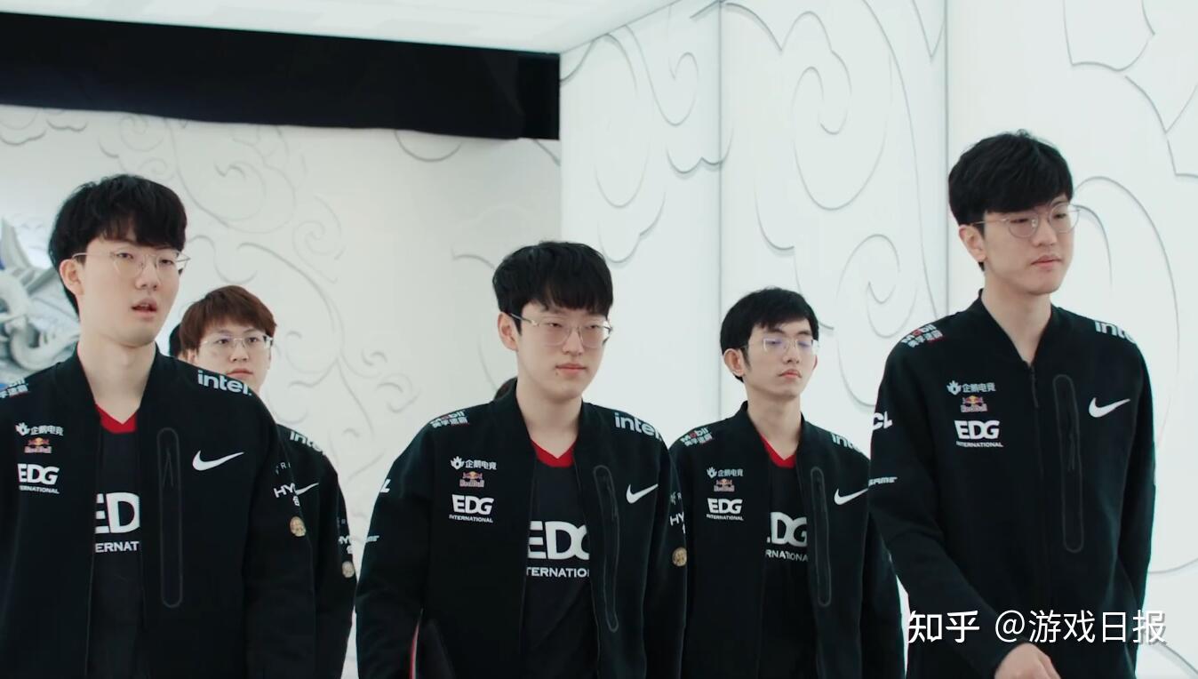 比赛中扮演 比赛中扮演