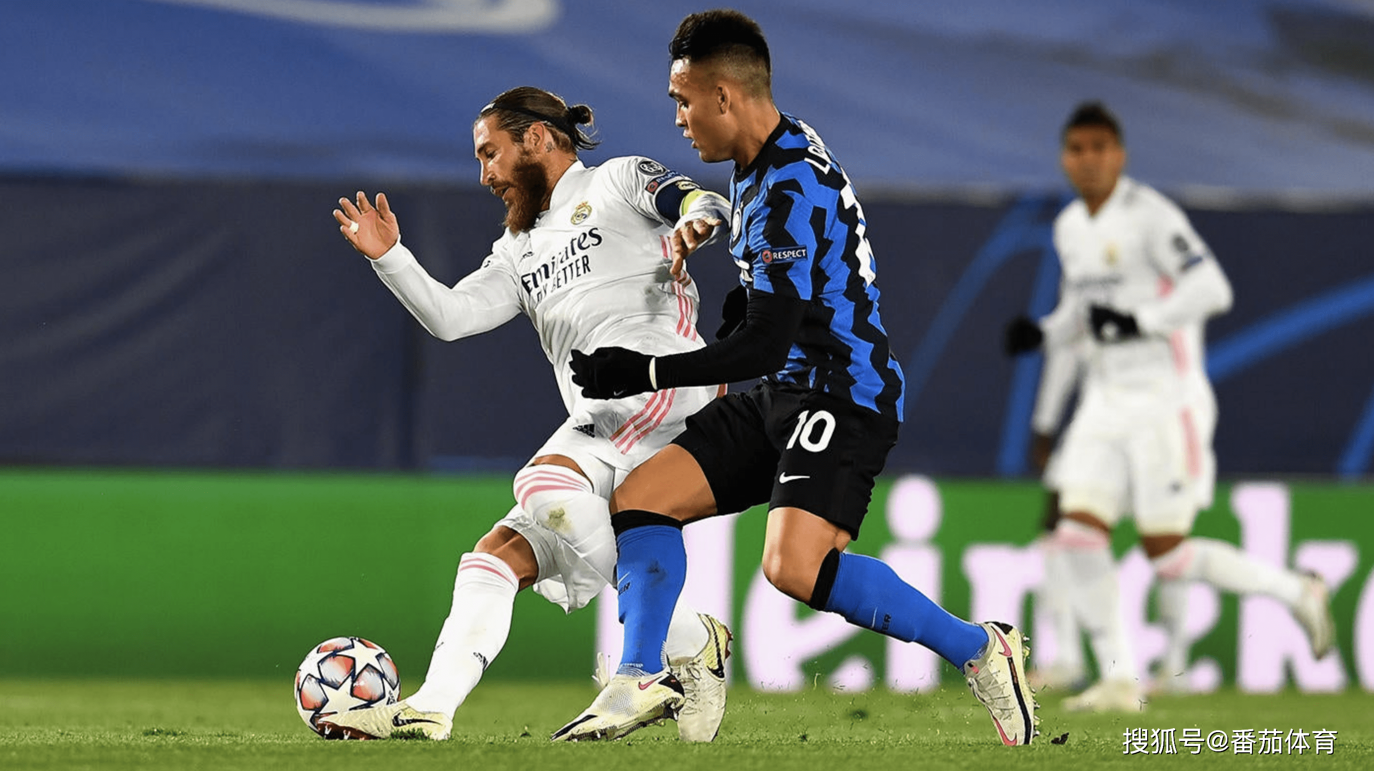 竞技中尤为 竞技中尤为