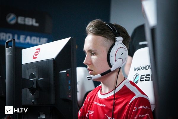 帮助玩家更 帮助玩家更